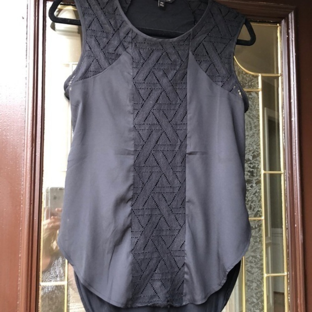 Banana republic blk tunic with crochet detail  top